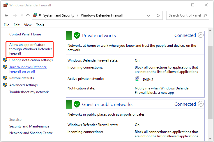 klikněte na Povolit aplikaci nebo funkci prostřednictvím brány Windows Defender Firewall