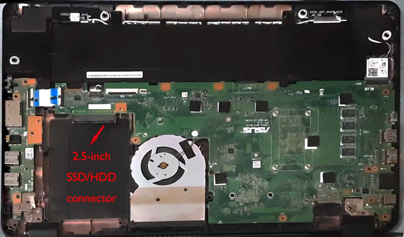   verwijder de originele HDD uit de connector