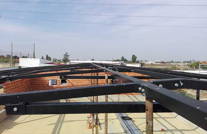 OMTT - Construções de Estruturas Metálicas, Lda - Construções Metálicas - Ferro - Soldaduras foto 8