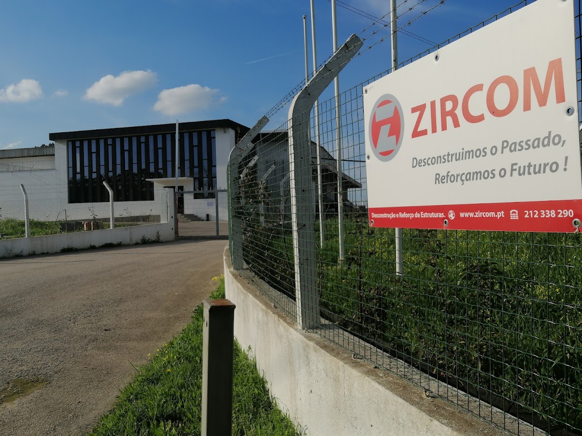 Zircom foto 1
